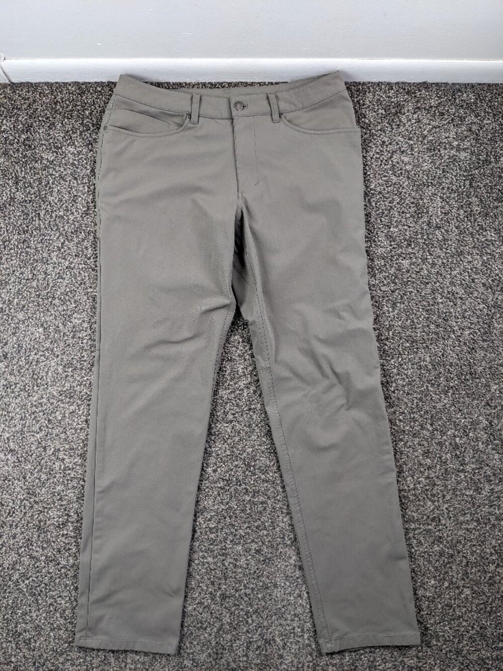 2022 Lululemon Pants ABC Classic Fit Warpstreme Carbon Dust 32x31 M5ADES
